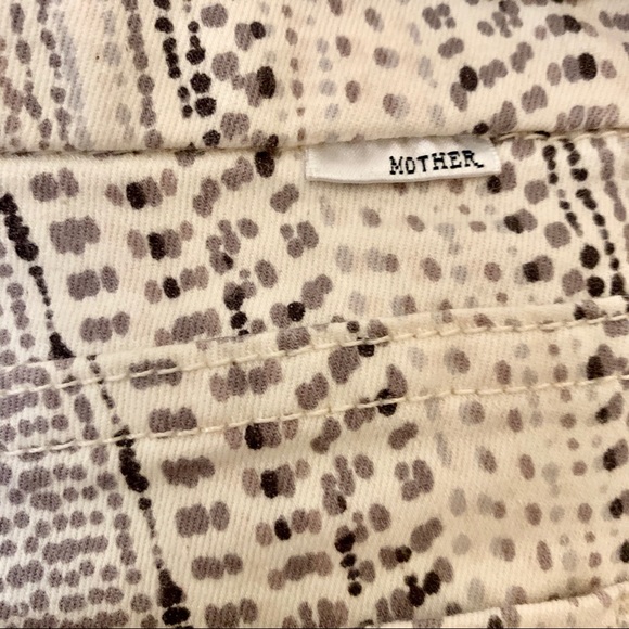 MOTHER Looker Ankle Fray Silver Strand Denim, 27 - Picture 6 of 7